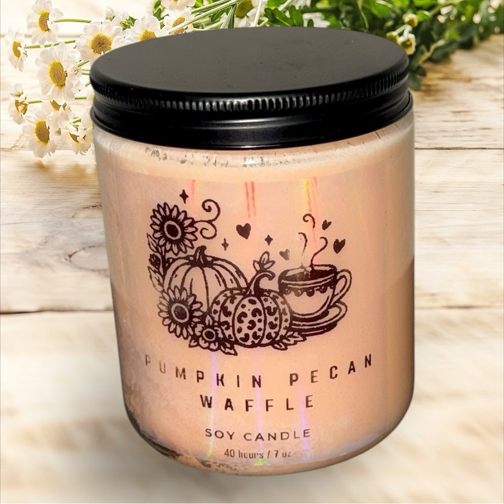 Pumpkin Pecan Waffle (Qty 1) Scented 8oz Handmade Soy Candle - Picture 4 of 4